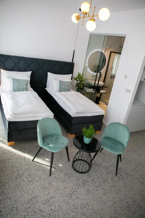 פודבראדי Hotel Central Park מראה חיצוני תמונה